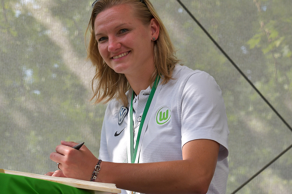 Alexandra Popp bei der Meisterehrung 2018